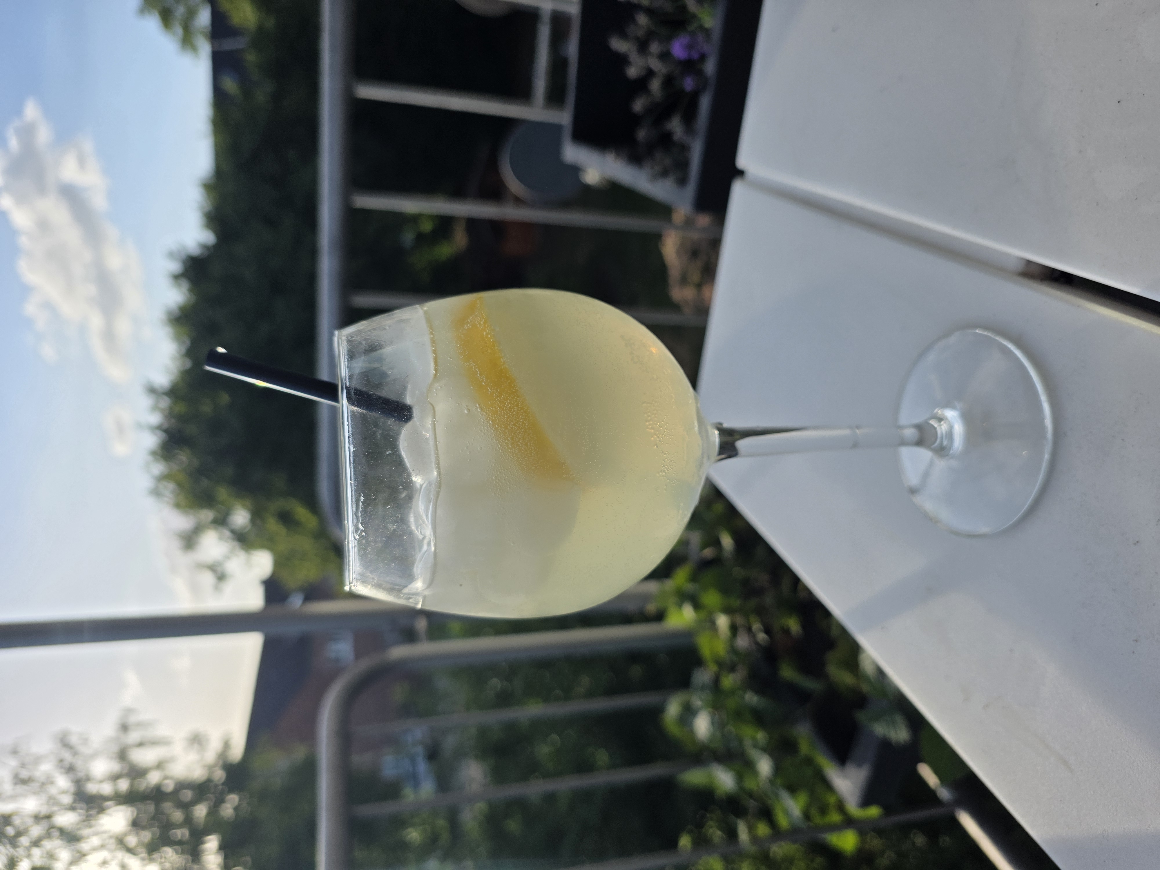 Limoncello Spritz im Glas